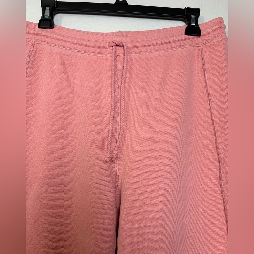 Tommy Bahama Athleisure Ribbed 100% Cotton Coral Knit 1/4 Top and Cropped Pants. - Picture 3 of 16